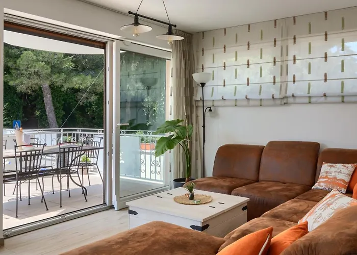 Villa Alte Muhle With Pool And Jacuzzi In Novigrad Novigrad Istria