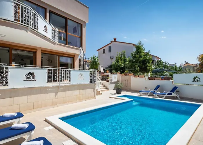 Alte Muhle With Pool And Jacuzzi In Novigrad Novigrad Istria