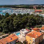Willa Alte Muhle With Pool And Jacuzzi In Novigrad Novigrad (Istria)