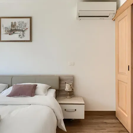 Alte Muhle With Pool And Jacuzzi In Novigrad