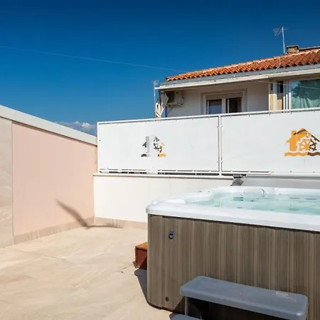 Alte Muhle With Pool And Jacuzzi In Novigrad Villa Novigrad Istria