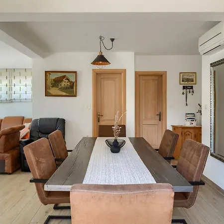 Alte Muhle With Pool And Jacuzzi In Novigrad 别墅
