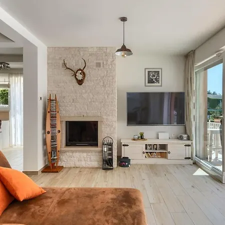 Alte Muhle With Pool And Jacuzzi In Novigrad Novigrad Istria