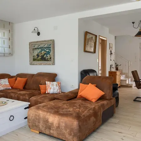 别墅 Alte Muhle With Pool And Jacuzzi In Novigrad