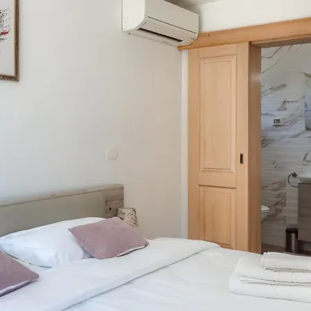 别墅 Alte Muhle With Pool And Jacuzzi In Novigrad *