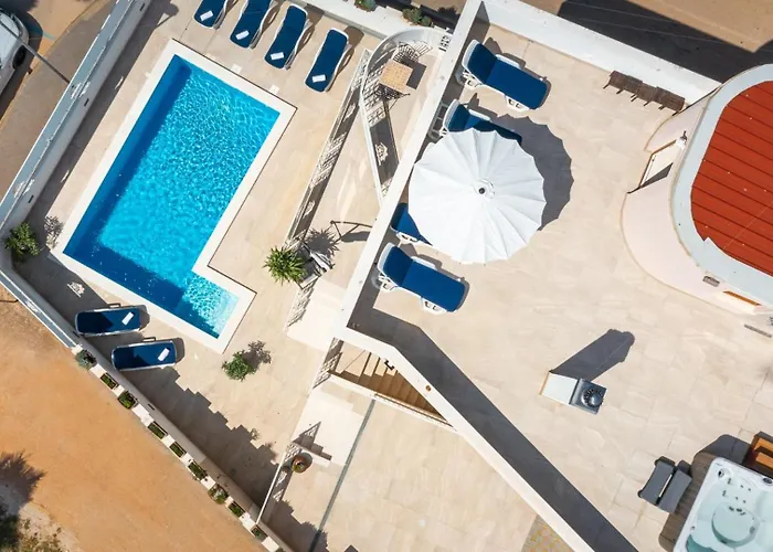 Alte Muhle With Pool And Jacuzzi In Novigrad