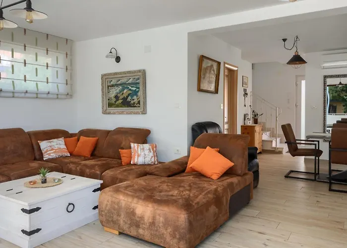 빌라 Alte Muhle With Pool And Jacuzzi In Novigrad