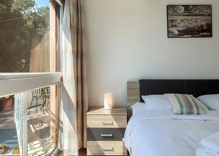 Alte Muhle With Pool And Jacuzzi In Novigrad Novigrad Istria